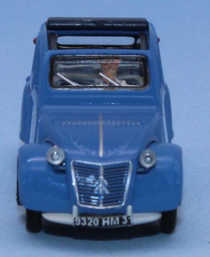 SAI 1609 - Citroën 2 CV blau offenes dach blau, mit fahrer