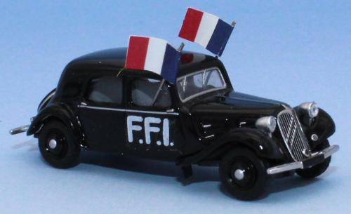 SAI 6191 - Citroën Traction 11A 1935, schwarz, FFI (Französische Interne Streitkräfte), mit 2 französischen Flaggen