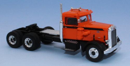 Brekina 85755 - Tracteur Peterbilt 281, orange