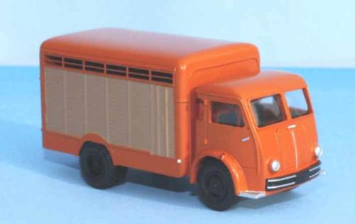 SAI 4966 - Camion Berliet GLB5 R bétaillère brune