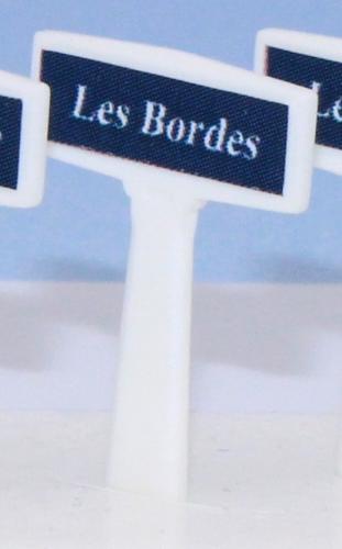 SAI 8131 - 2 panneaux Michelin, Les Bordes