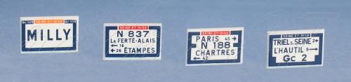 SAI 8201 - Plaques murales Michelin : 3 plaques directionnelles et une plaque d'entrée de localité, Seine et Oise