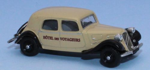 SAI 6178 - Citroën Traction 11A 1935, beige Maintenon HÔTEL DES VOYAGEURS