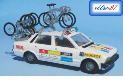 SAI 4704 - Peugeot 505, équipe La Vie Claire, 1984