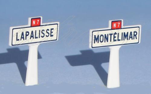 SAI 8256.1 - 2 panneaux Michelin d'entrée de localité, Nationale 7 : Lapalisse et Montélimar