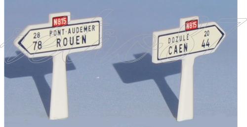 SAI 8282.1 - 2 panneaux Michelin directionnels (2 lignes), Normandie ; depuis Pont l'Evêque