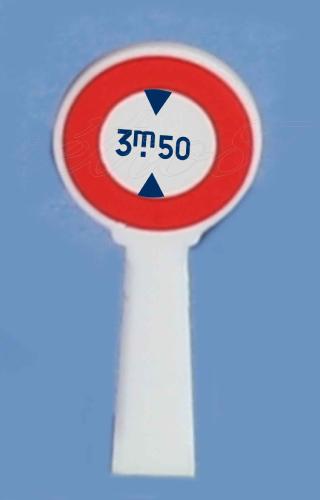 SAI 8376 - 1 panneau Michelin d'interdiction, 1952 : hauteur maximale : 3m50