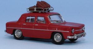 SAI 1761 - Renault 8, rouge, galerie de toit et 2 valises