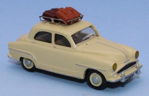 SAI 1740 - Simca Aronde 1957, jaune paille, galerie de toit et 2 valises