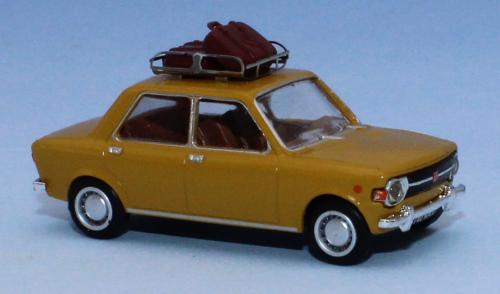 SAI 1785 - Fiat 128, jaune, galerie de toit et 2 valises