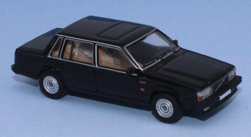 PCX870110 - Volvo 740 berline, noir