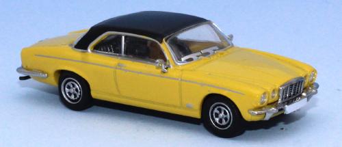 PCX870167 - Jaguar XJ-C, jaune clair, noir mat