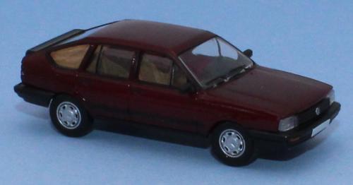 PCX870409 - VW Passat B2, rouge foncé