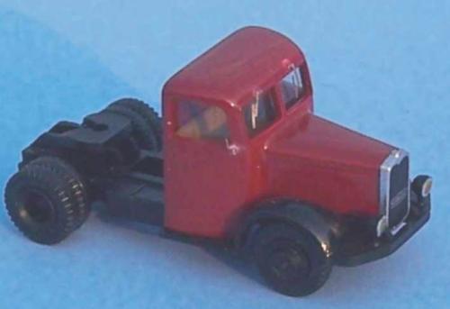 SAI 4401 - Tracteur Bernard 110 MA 15 TA4.36 rouge pourpre