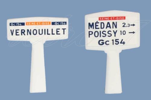 SAI 8202 - 1 panneau Michelin d'entrée de localité et 1 panneau Michelin directionnel, Seine et Oise : Vernouillet