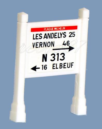 SAI 8233.2 - Mur Michelin, Normandie ; depuis Louviers (Eure)